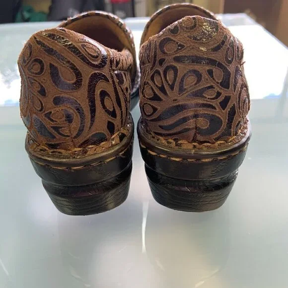 Boc BORN Size 6M Peggy Clogs Embossed Leather Slip On Clogs Wedge Women Brown - Picture 4 of 6